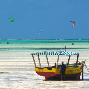  Zanzibar, anyone? photo by @mallorykite 