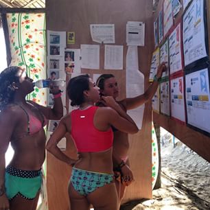  @fiona_wylde and the girls checking on what heats are up next #masteroftheocean For more  and daily event coverage visit our website. #surf #sup #kiteboarding #windsurfing #dominicanrepublic #cabarete 