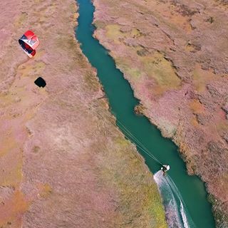  It's been a long and windy road but South African big air rider, @grahamhowes, has finally landed himself on @cabrinhakites! Even bigger airs are brewing! Photo: @CraigHowes 