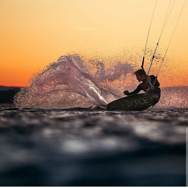 @julienfillion with that sunset spray. 
Photo: @bergeron_vincent