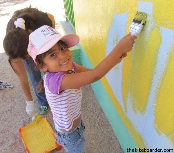 kidspaintingschool-600x526