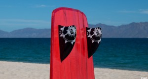 SLINGSHOT-VISION-2014-GEAR-REVIEW-04-FINS